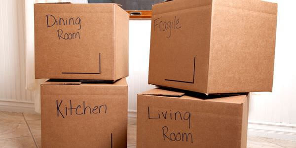 Beschriftete Umzugskartons für Küche und Esszimmer – Umzugskartons in Singen